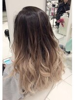 ケンジ 平塚 アネッタ(KENJE annetta)&nbsp;透明感が大好きなあなたに☆ホワイトGradationColor