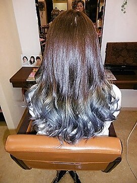 デザインヘアー ピアジェ 橿原店(DESIGN HAIR PIAGET) ☆キララバレイヤージュ3段階アッシュグレージュグラカラーTR☆