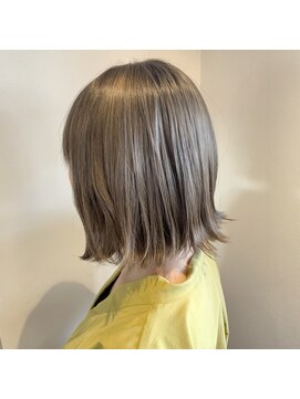 ルチナ 秦野(Lucina) 集めバング　デザインカラー(秦野)