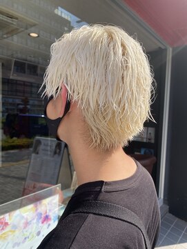 アース 町田店(HAIR & MAKE EARTH) ホワイトカラー