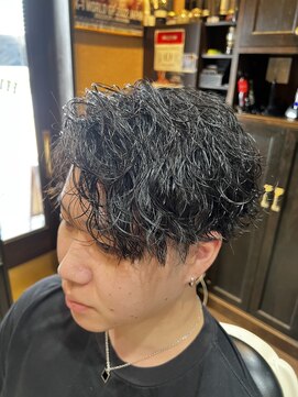 ヒロギンザバーバーショップ 大宮店(HIRO GINZA BARBER SHOP) 波打ちツイストスパイラル　大宮