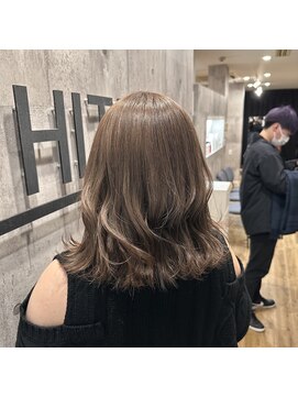 アンダーバーホワイト 南海難波店(_WHITE) ミルクティーベージュ