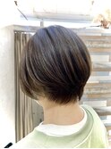 アッシュブラウン・丸みショート