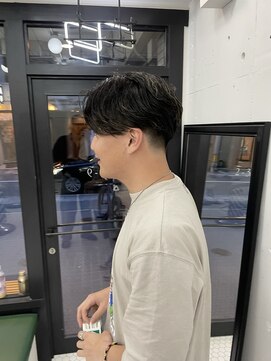 ウェルネス(Wellness) スパイラルツーブロックマッシュアップバングコンマヘア69