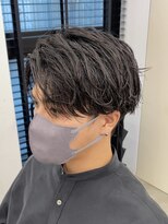 フィフス 栄(fifth)&nbsp;波巻きパーマツイストスパイラルセンターパートツーブロック