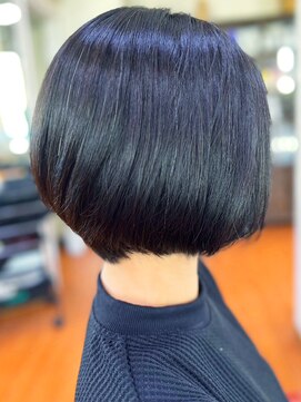 アークスヘアー 20代30代40代髪質改善トリートメント艶感ショートボブ小顔