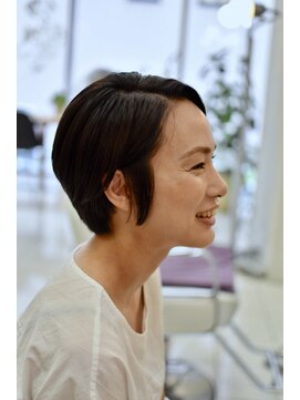 フロラクロマ 上通NEWS裏(FLORACHROMA) ３０代４０代◎ 大人ショートスタイル