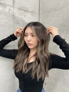 モニカ(MONIQA) ナチュラルバレイヤージュ