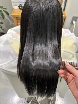 ファム 楽々園店(femme) 髪質改善ヘアエステ