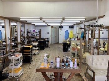 グラス(GRASS)の写真/初めての方でも気軽に通えるアットホームな雰囲気が魅力♪髪のお悩みも相談しやすいから、理想も思いのまま