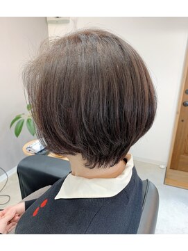 レジョワイユコンペール(Les Joyeux Comperes) 若見えショートボブ