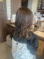 ラフィージュジャパン(RAFFIGE JAPAN) コテ巻き風パーマスタイル