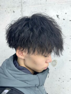 ビューブルー 亀戸錦糸町(VIEW BLUE) 縦落ちツイストスパイラル/波巻きパーマ/マッシュショート