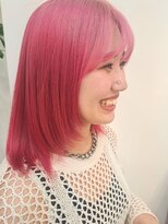 ソレイユトウキョウシブヤ(SOLEIL TOKYO shibuya)&nbsp;ミディアムシャギーブリーチピンクカラー