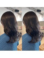 シー.(SHE.)&nbsp;ダークグレージュ×ミディアムスタイル