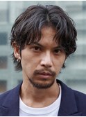 波巻きパーマメンズマッシュセンターパートツイストスパイラル