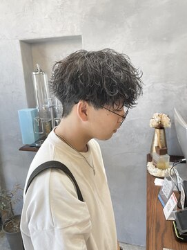 ロンドカスティーヨ 四日市(Lond castillo) 波巻きパーマ/メンズパーマ/メンズ/眉毛/ツーブロック/パーマ