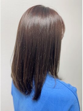 美容室9A ミディアムローレイヤー