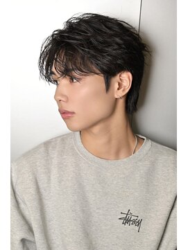 ルーシー 川越(LUCEY) センターパートフェザーパーマシャドウパーマメンズパーマ