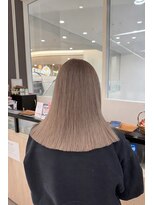 ヘアーアンドビューティーショップ エボルティー(hair&beauty shop EvoLuty)&nbsp;グレージュ