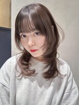 アルバム 池袋(ALBUM)&nbsp;前髪カットおくれ毛くびれミディウルフレイヤー_F31190