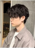 センターパート波巻きパーマニュアンスパーマ