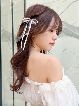 レア 表参道(L'ea) ピンクベージュ前髪イメチェンアンブレラカラークールショート