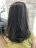 ロビー(LOBBY)&nbsp;『LOBBY 』三浦  モノトーンベージュ☆イルミナカラー