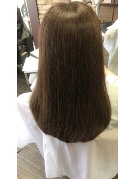 ヘアーデザインレコロ(hair design RECOLO) グレージュ ￥9000