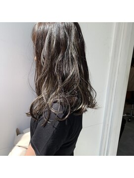 ミント(mint) 透明感グレージュ！赤み抑えます！