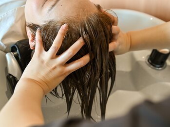 ラポール(Rapport)の写真/【極上/美髪スパ】ラポールで人気上昇中のヘッドスパ、疲れを癒しながら頭皮をリセットしませんか？☆