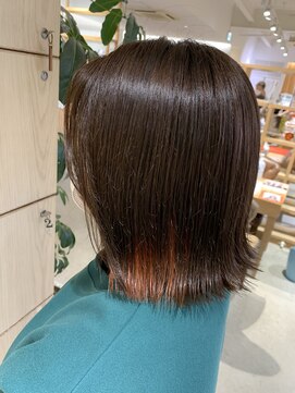 アドラーブル 万代店 (adorable) 【イヤリングカラー】ビビットオレンジ【ボブ】