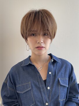 イヴォークトーキョーオーサカ(EVOKE TOKYO osaka) 小顔になる! 耳かけショート 丸み もみれげ ベージュカラー