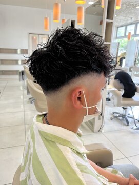 レイフィールド 光の森店 スキンフェードスペインカール