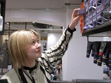 【カラリスト小林真奈美】ダブルカラー・インナーカラー透明感カラーが得意♪エッジの効いたカラーデザイン