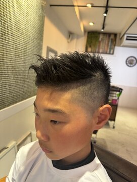 ヘアーメイク バス(Hair make bas) ツーブロック