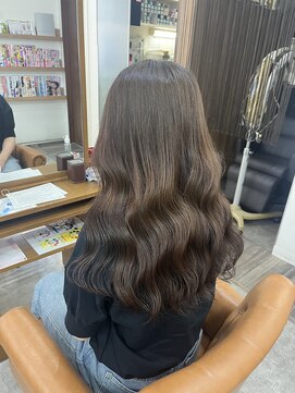 アクティブ 梅島店(Active) オリーブベージュカラー