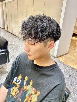 ギブ 豊田市駅店(GIVE) スペインカールスパイラルパーマ刈り上げフェード