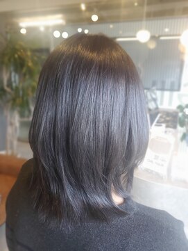 ジールヘアー(GIIL HAIR) ミディアムレイヤー