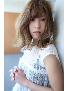 クロレ(CLORE) 【LOTUS大日】くせ毛風無造作ミディアム切りっぱなしボブ