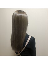 アカリ(acali) ツヤベージュ