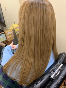 美容室 メザミー MESAMIES 大人かわいい小顔ブリーチカラー透け感ストレート