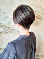 フロール 上大岡(Flor)&nbsp;【Flor上大岡】*刈り上げｋ+ヌーディブラウン*