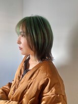 シセイ 青山(SHISEI)&nbsp;グリーンカラー/インナーカラー/外ハネボブ/ぱつっとボブ