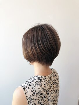 レシェル 松阪(RECIEL) ショートボブ