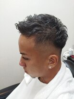 ティーズバーバー 亀有店(T's BARBER) スキンフェードアイロンパーマ