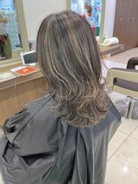 アッシュ 下北沢店(Ash) ハイライトデザインカラー