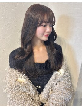 アンニュ(annuy) Instagram/annuy__o0 顔まわりカット/ベージュカラー／韓国巻き