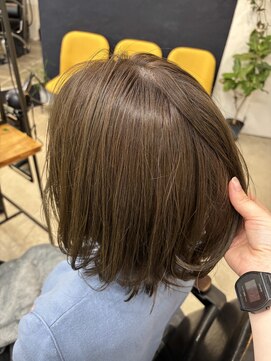 イースエモーション(ease et motion) 【天神.大名.今泉】柔らか透け感オリーブベージュ