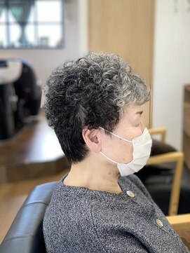 プラヤ(PLAYA) ショートパーマ